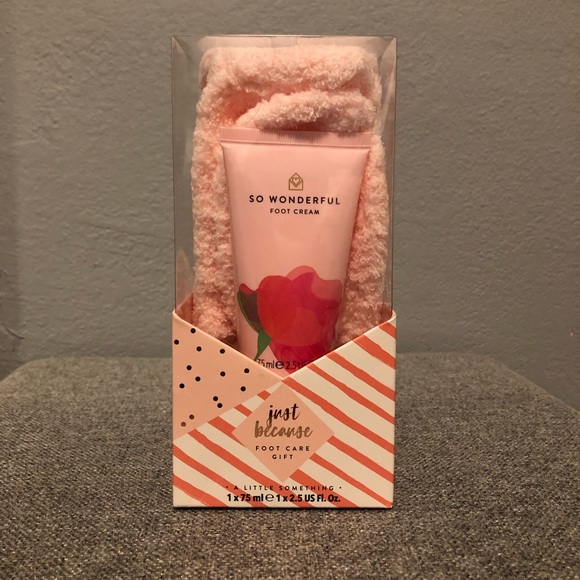 Foot cream and sock gift set - Picture 1 of 2
